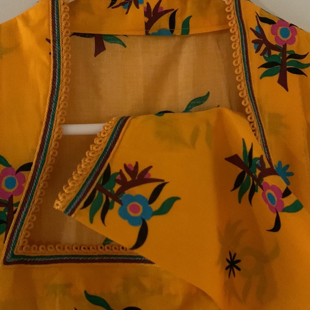 One-of-a-kind, Never Worn - Picture 2 of 3